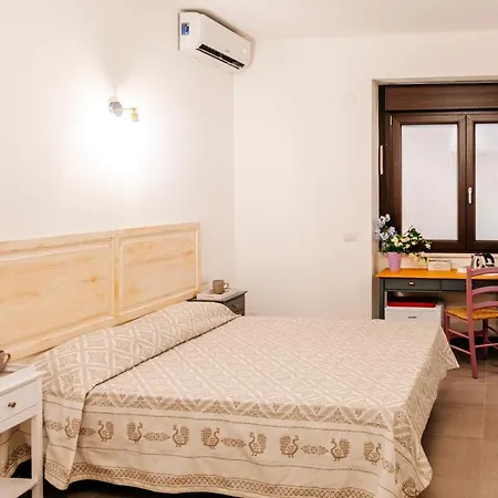 Domo Mediterranea Affittacamere-guest House Gasthuis *