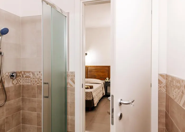 Domo Mediterranea Affittacamere-guest House Vendégház SantʼAntìoco